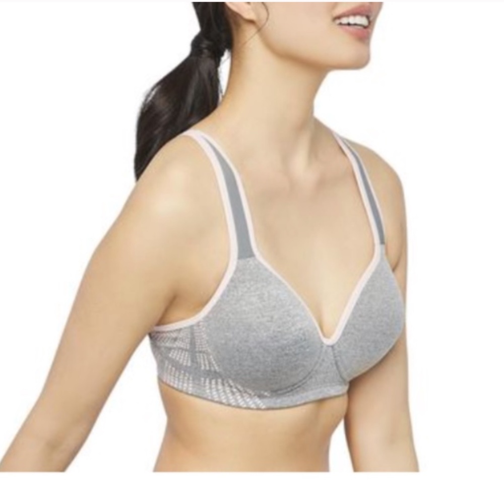 Athletic Works GRY Sports, 38D                13E